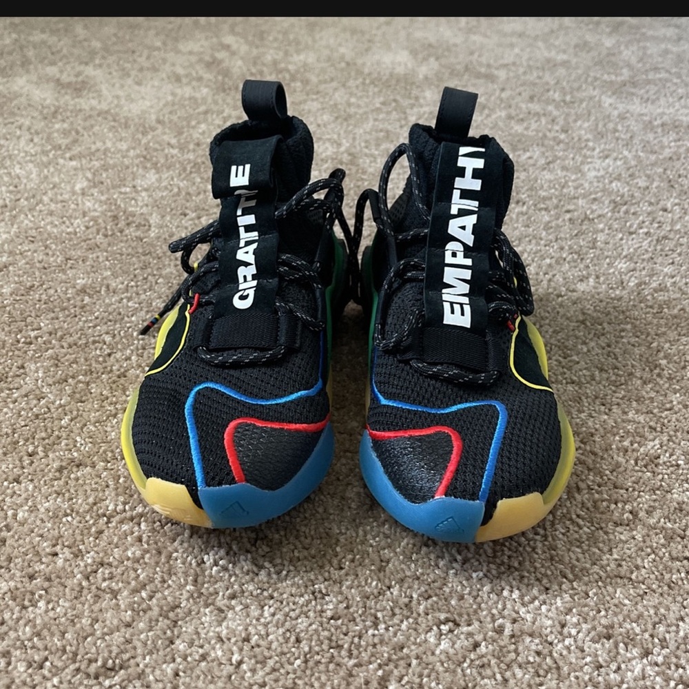 NWOT Pharrell   Crazy BYW Adidas